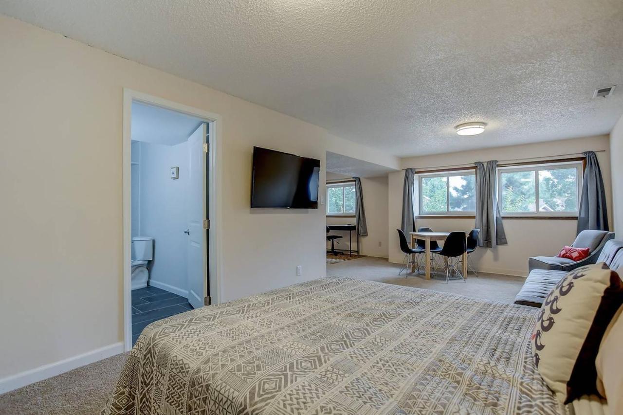 Bright & Cozy Studio Apartment In Colorado Springs Exterior photo